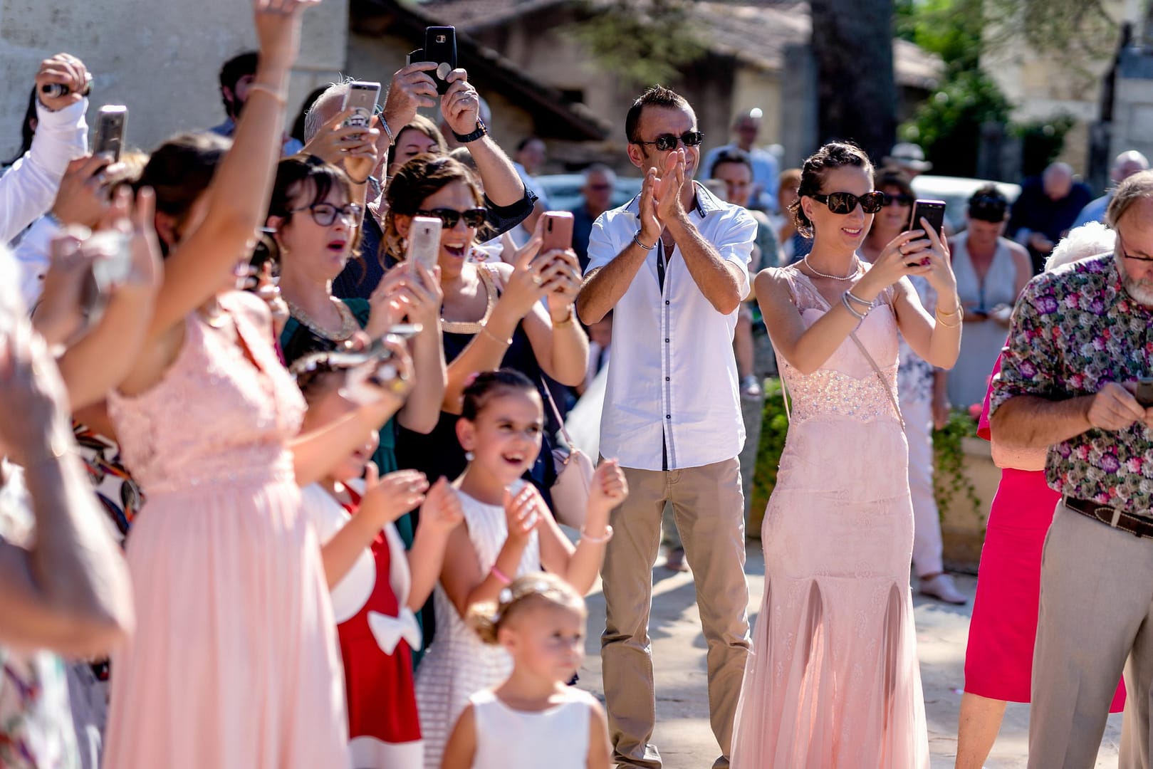 famille-amis-émotion-mariage-33