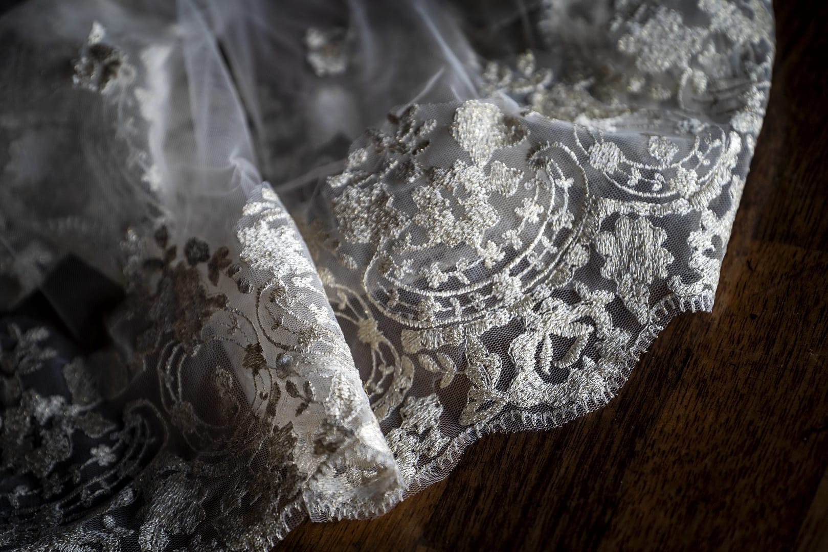 macro-robe-détail-mariage